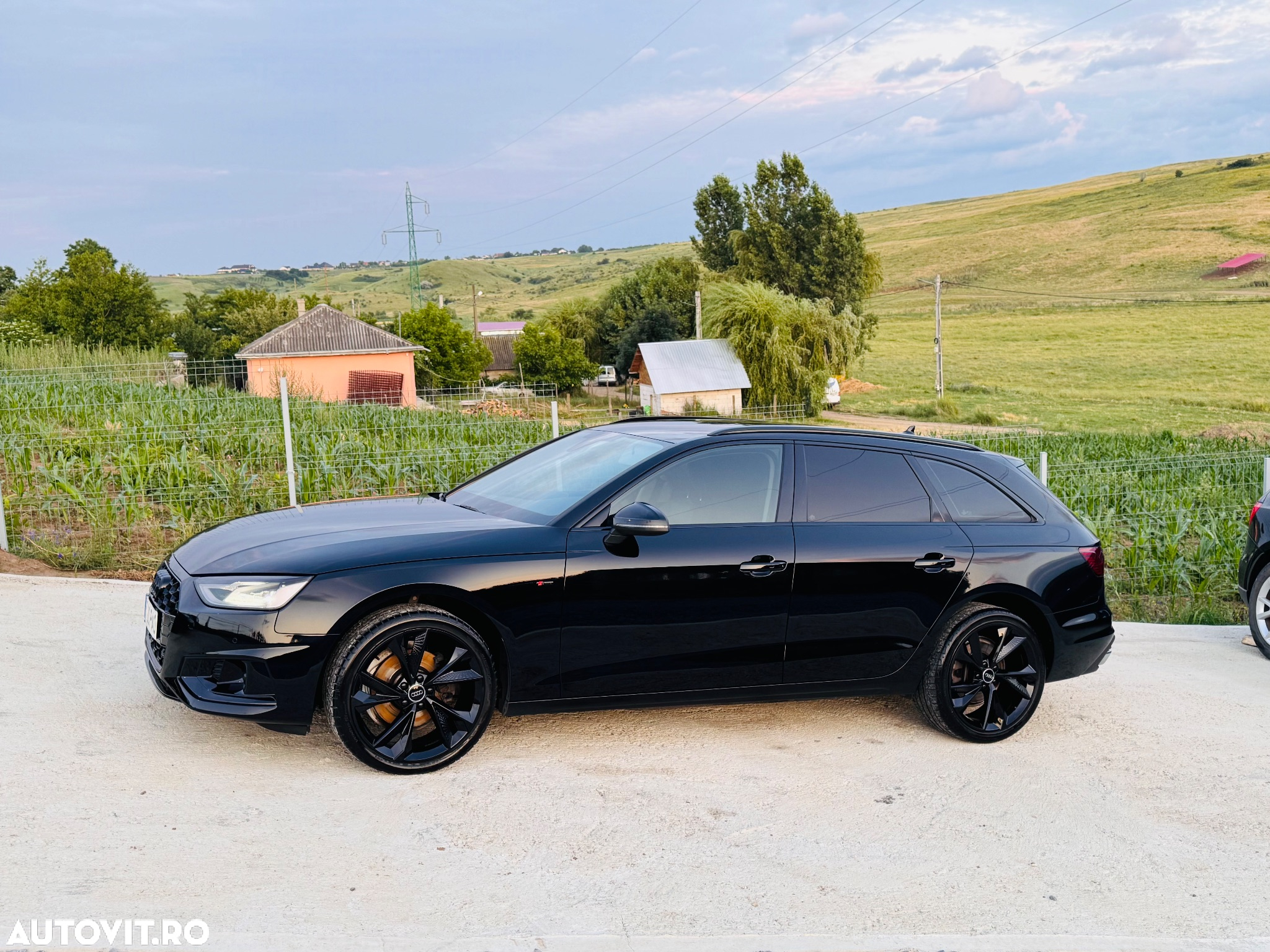 Audi A4 Avant 2.0 35 TDI S tronic MHEV S Line - 37