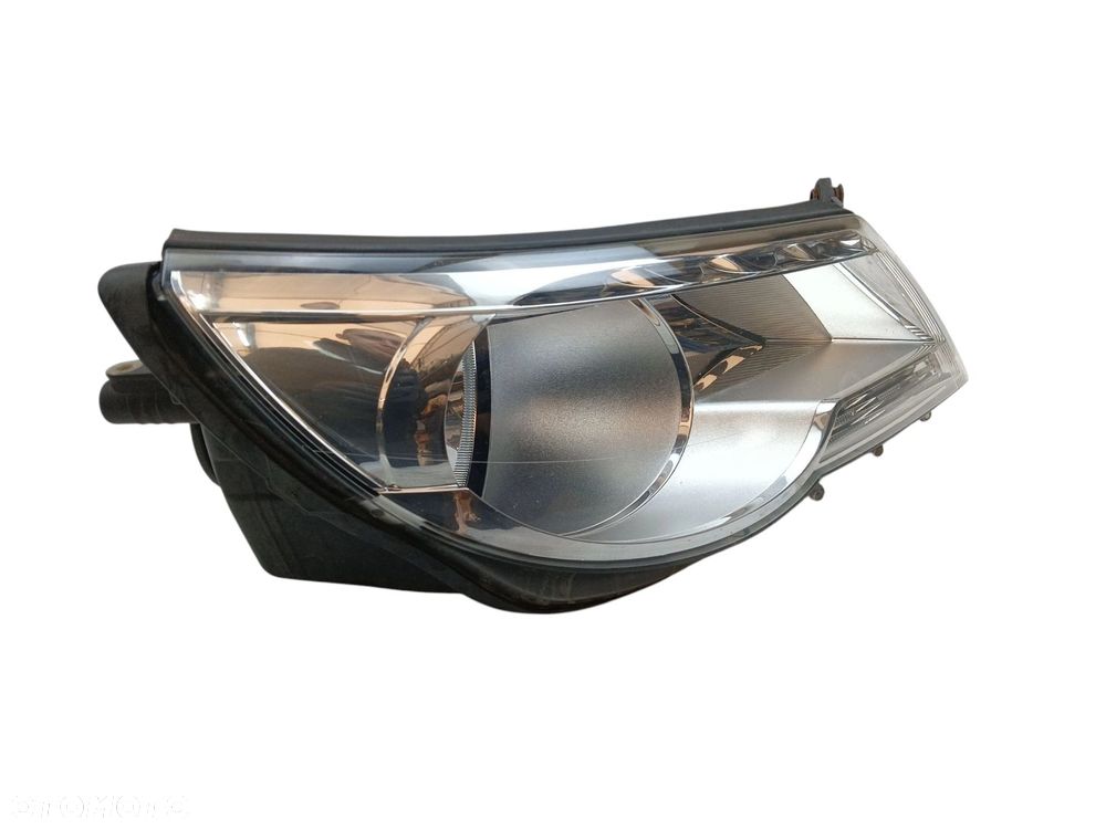 LAMPA PRAWY PRZÓD VOLKSWAGEN TIGUAN I 5N (2007-2011) 2.0 TDI 170KM 5N2941032K - 9