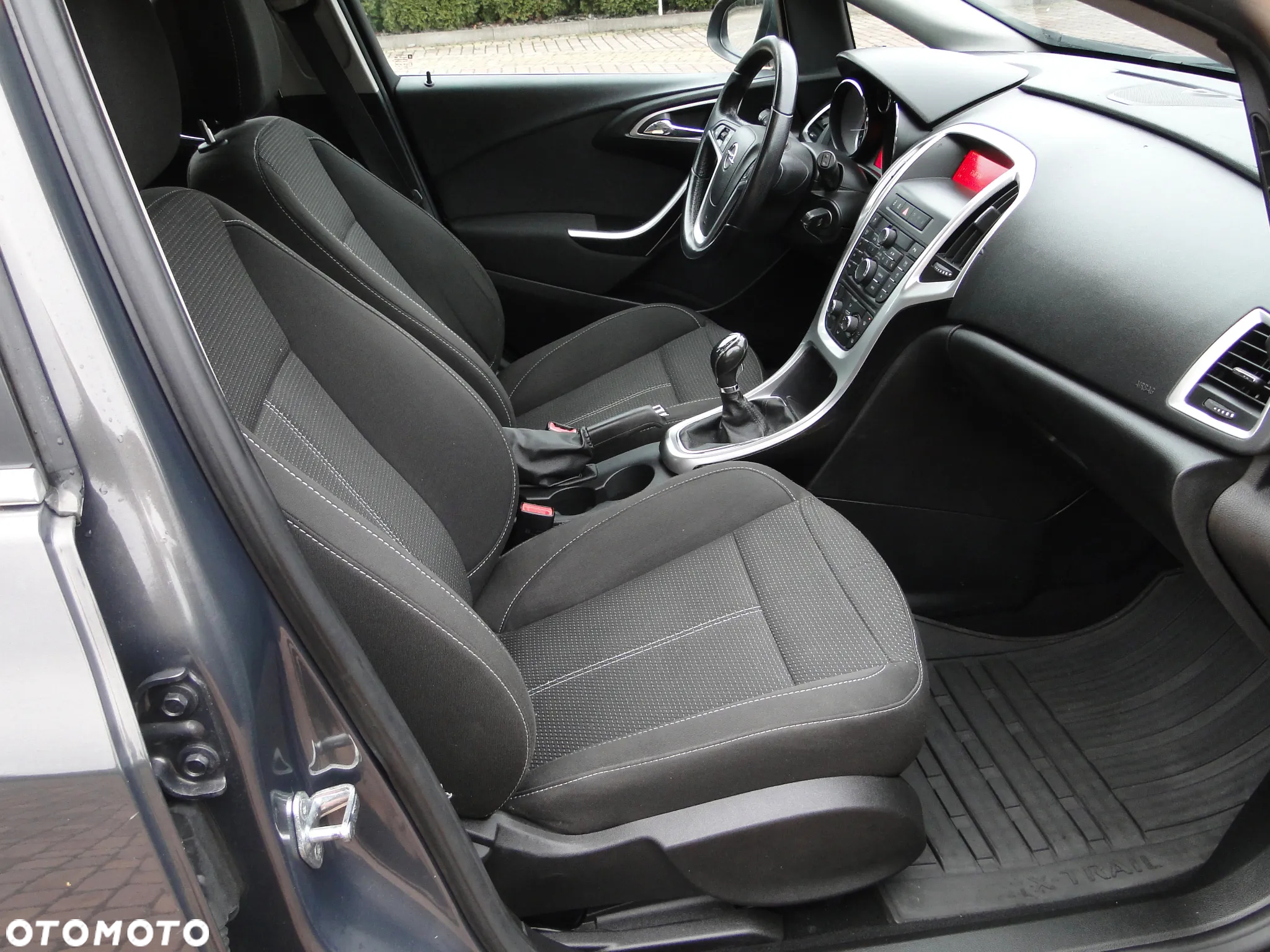 Opel Astra IV 1.7 CDTI Cosmo - 20