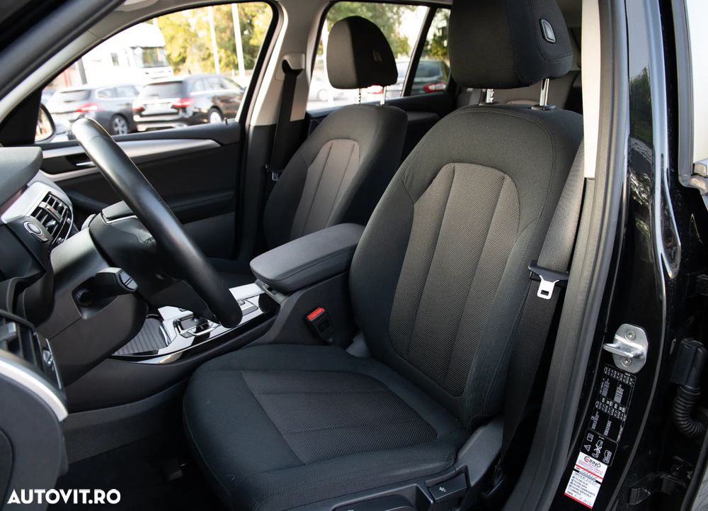 BMW X3 xDrive20d AT Advantage - 6