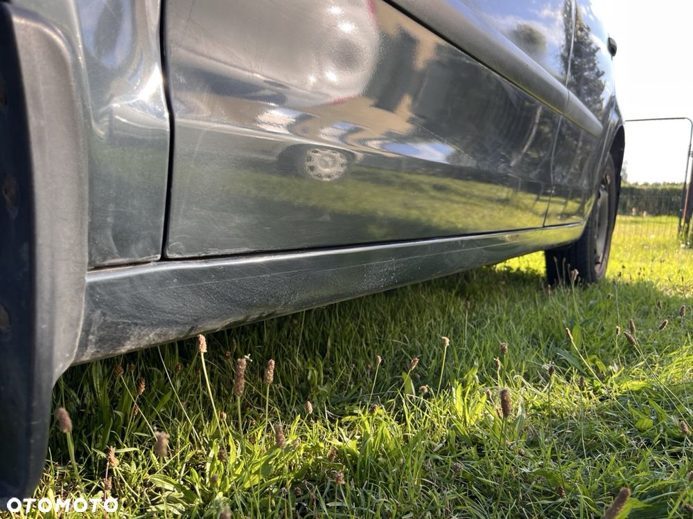 Volkswagen Polo - 5