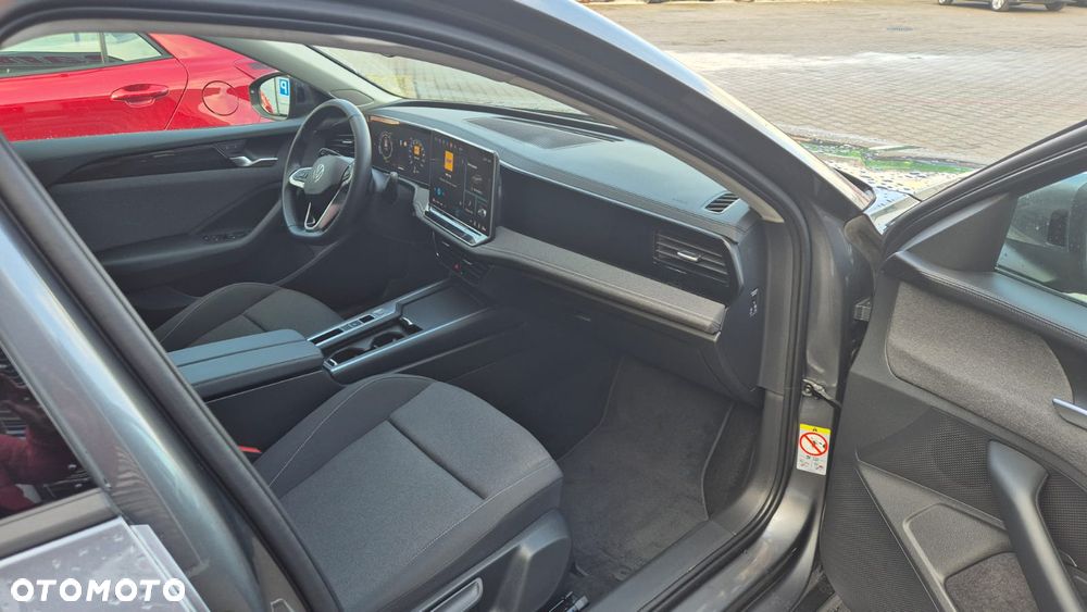 Volkswagen Passat - 7