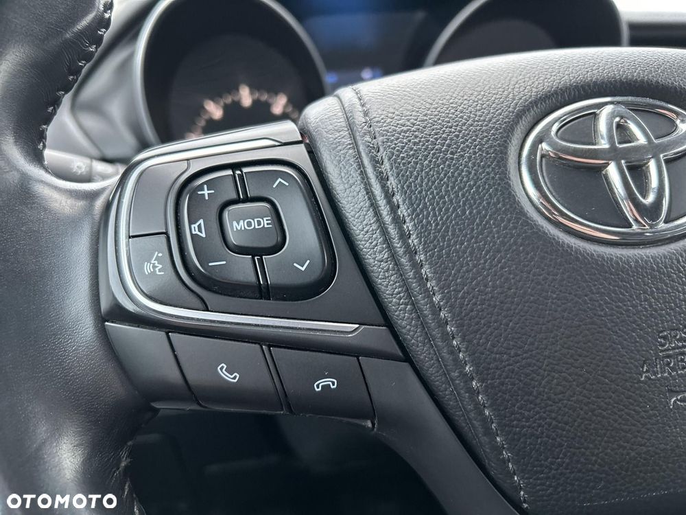 Toyota Avensis 2.0 D-4D Premium - 14
