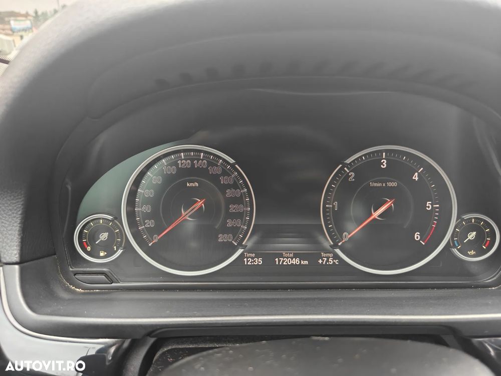 BMW Seria 5 535d xDrive AT - 10