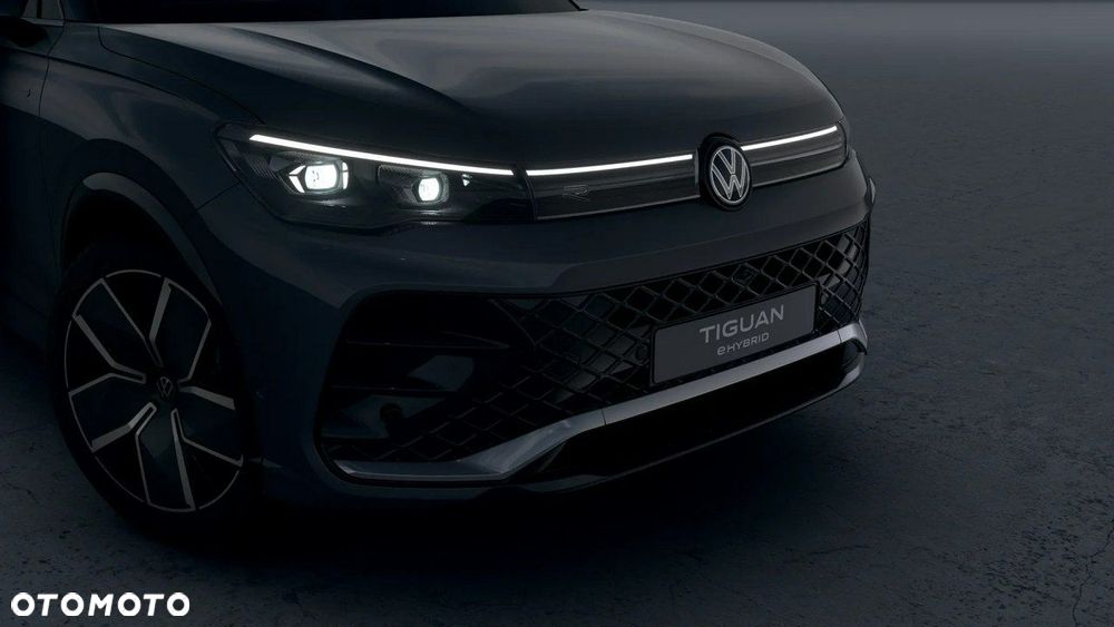 Volkswagen Tiguan - 8