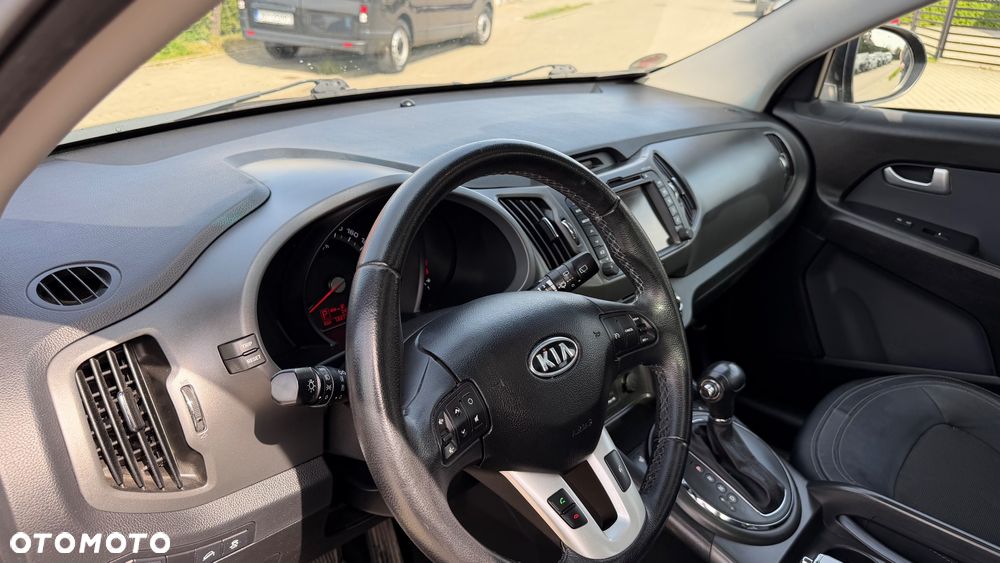 Kia Sportage 2.0 CVVT 2WD Automatik Spirit - 13