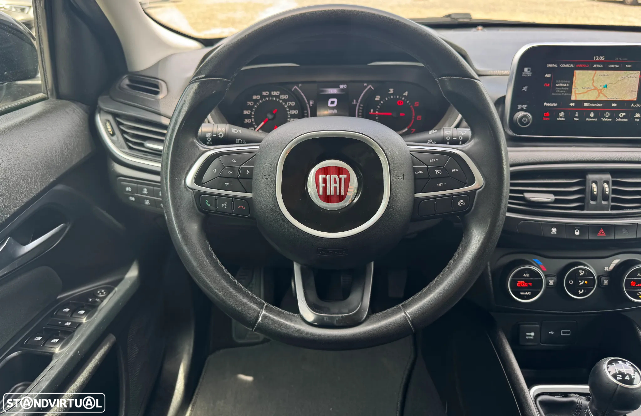 Fiat Tipo Station Wagon 1.3 M-Jet Lounge - 21