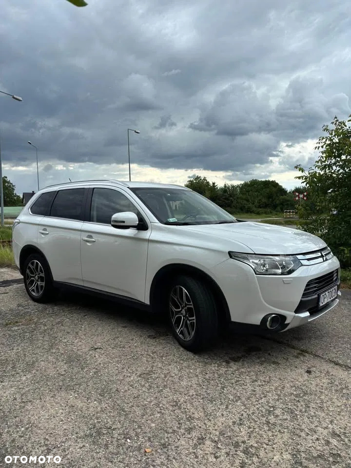 Mitsubishi Outlander 2.0 Intense + CVT - 3