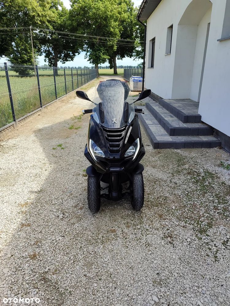Peugeot Metropolis - 5