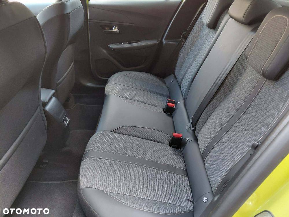 Peugeot 208 Elektromotor 136 GT - 13