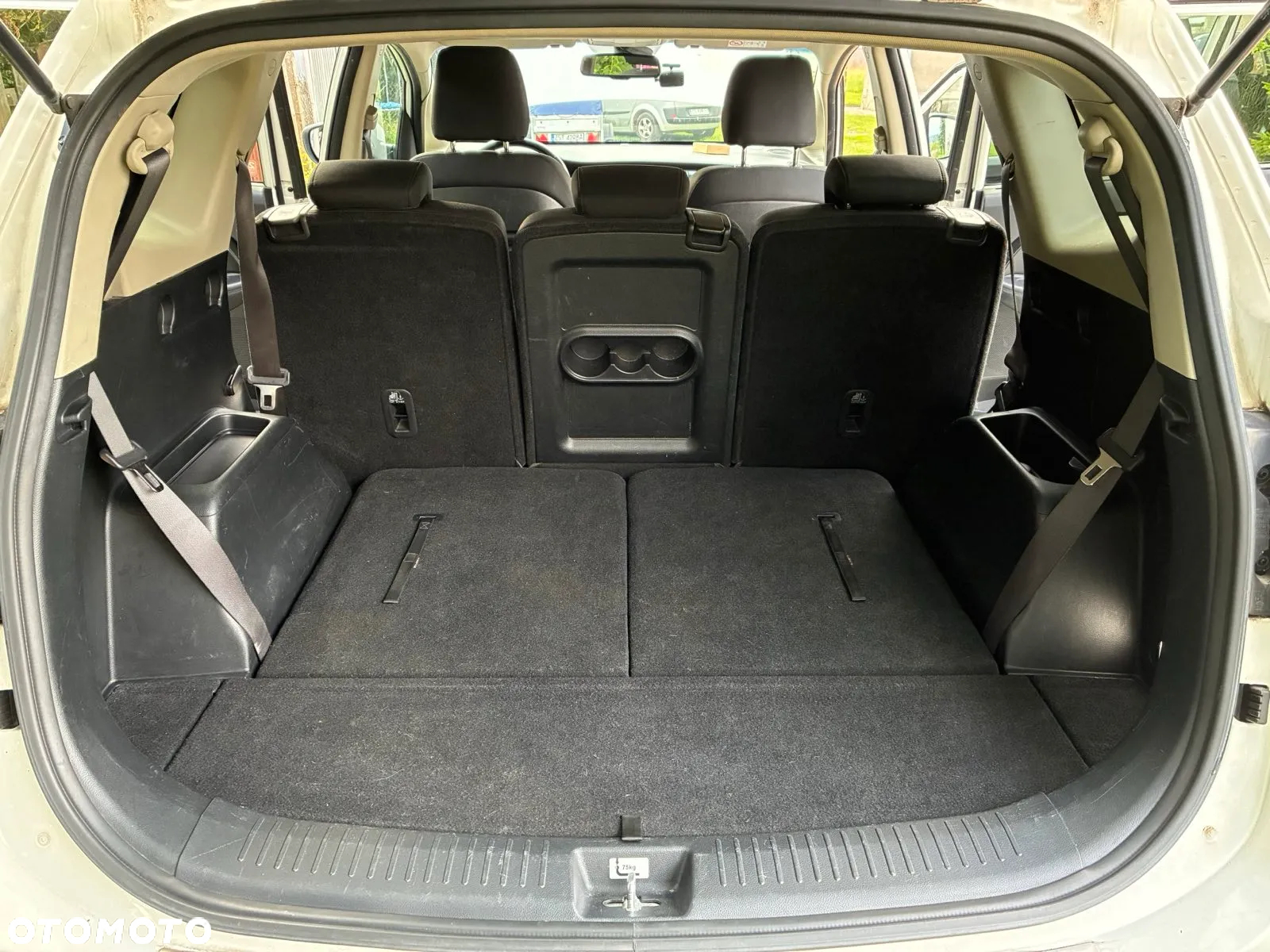 Kia Carens 1.6 GDI Business Line 7os EU6 - 14