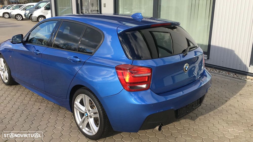 BMW 118 d Pack M - 4
