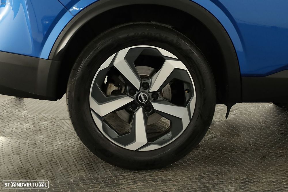 Nissan Qashqai 1.3 DIG-T N-Connecta LED Xtronic - 5