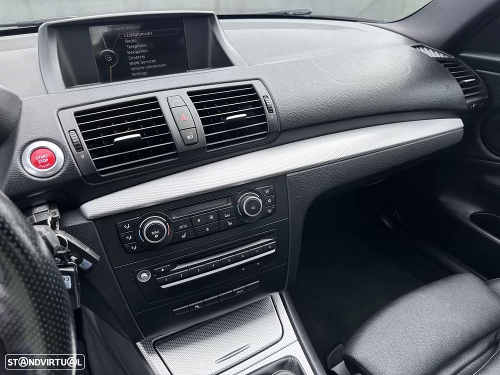 BMW 120 d Edition Sport - 40