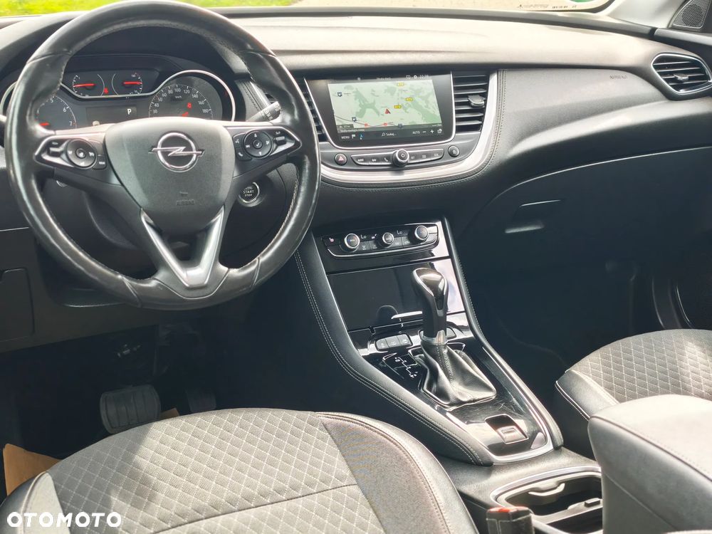 Opel Grandland - 25