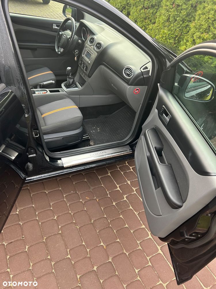 Ford Focus 1.6 FX Gold - 18