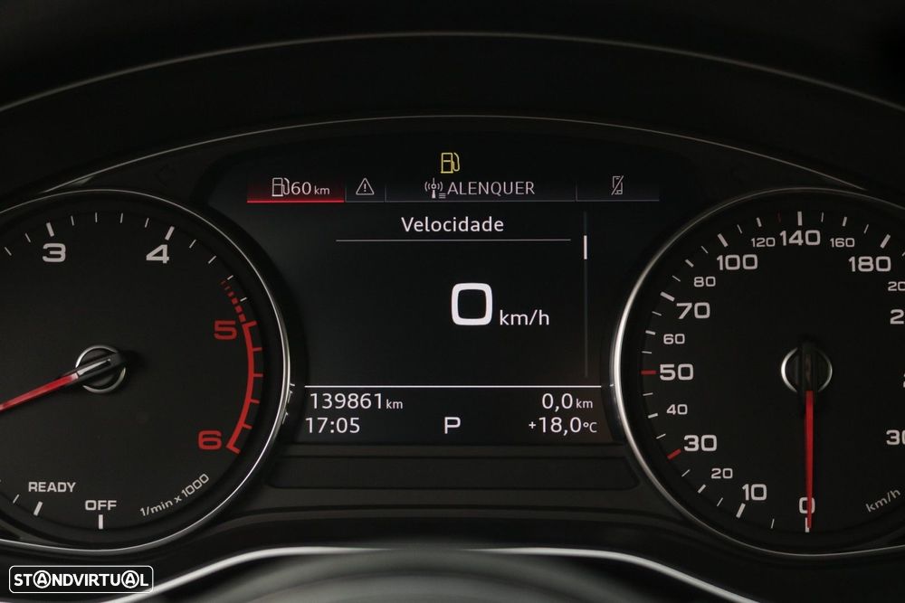 Audi A4 Avant 30 TDI S tronic - 41
