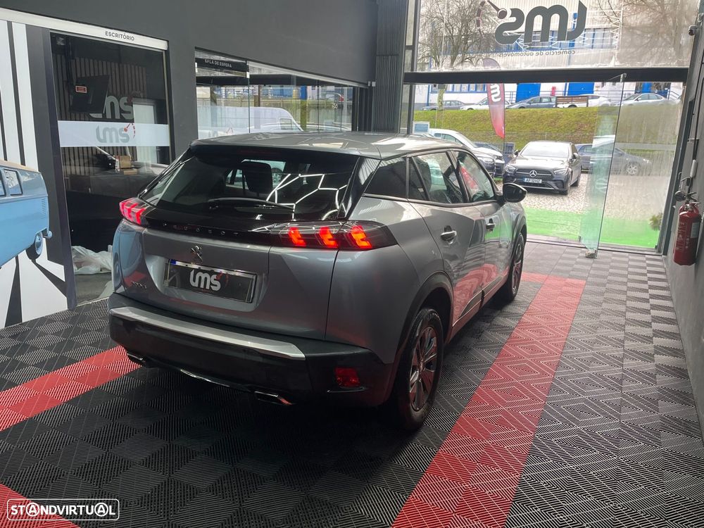 Peugeot 2008 1.2 PureTech Allure - 6
