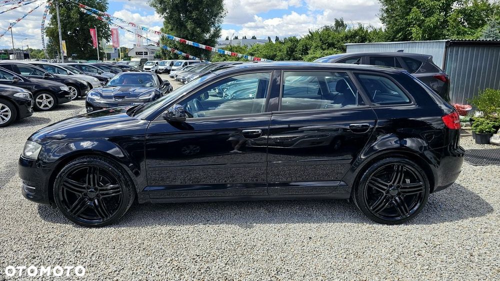 Audi A3 Sportback - 13