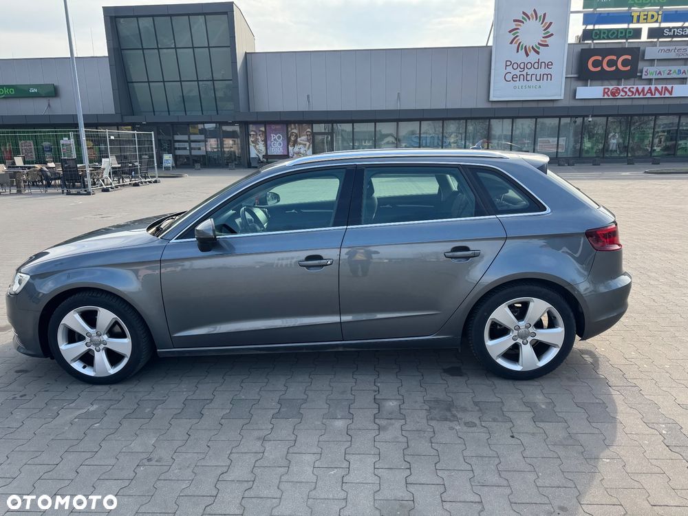 Audi A3 Sportback - 15