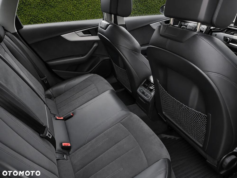 Audi A4 Avant 2.0 TFSI ultra S tronic design - 17