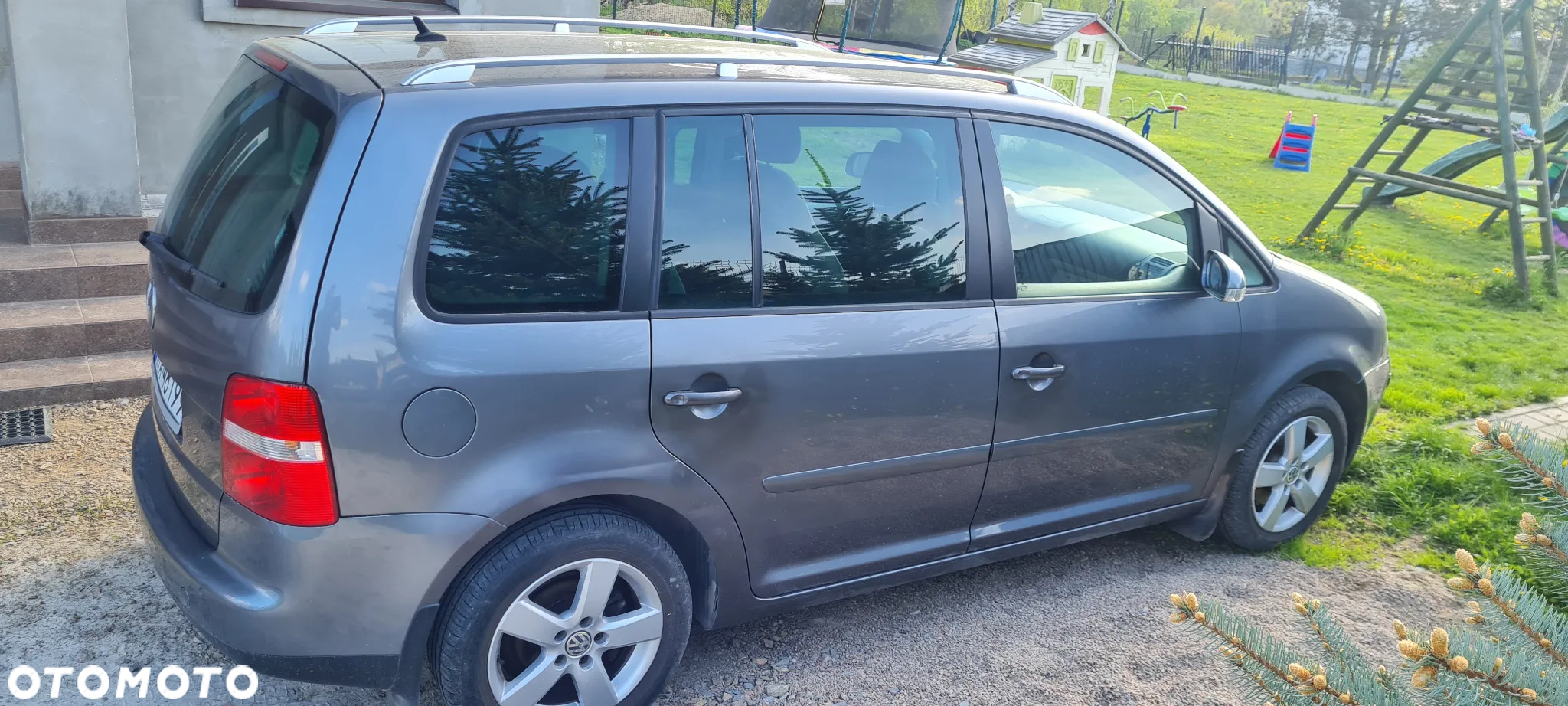 Volkswagen Touran 2.0 TDI Highline - 5