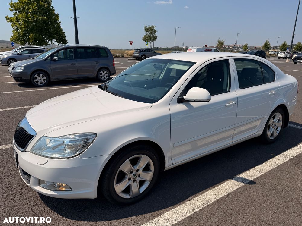 Skoda Octavia 1.6 TDI ELEGANCE DSG - 8