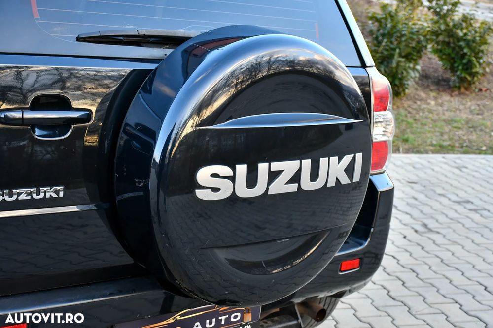 Suzuki Grand Vitara 2.4 Comfort - 11