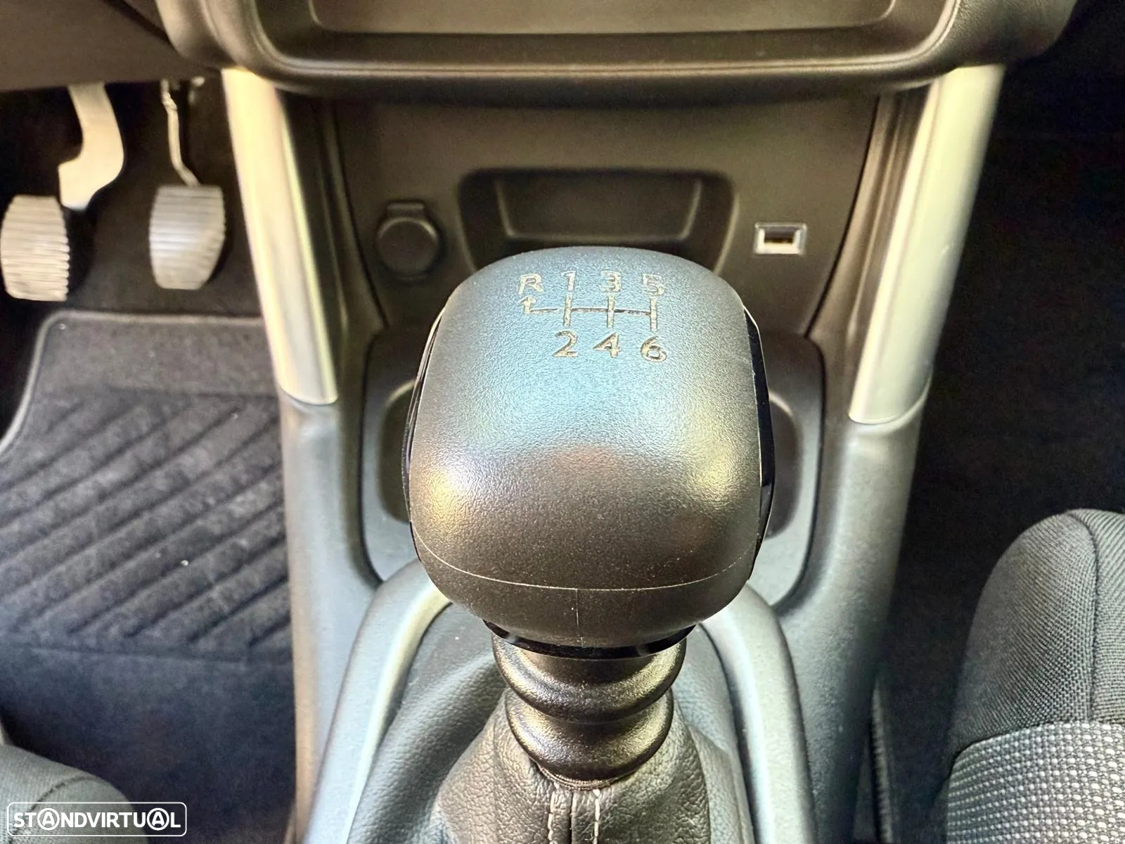 Citroën C3 Aircross 1.2 PureTech Feel - 32