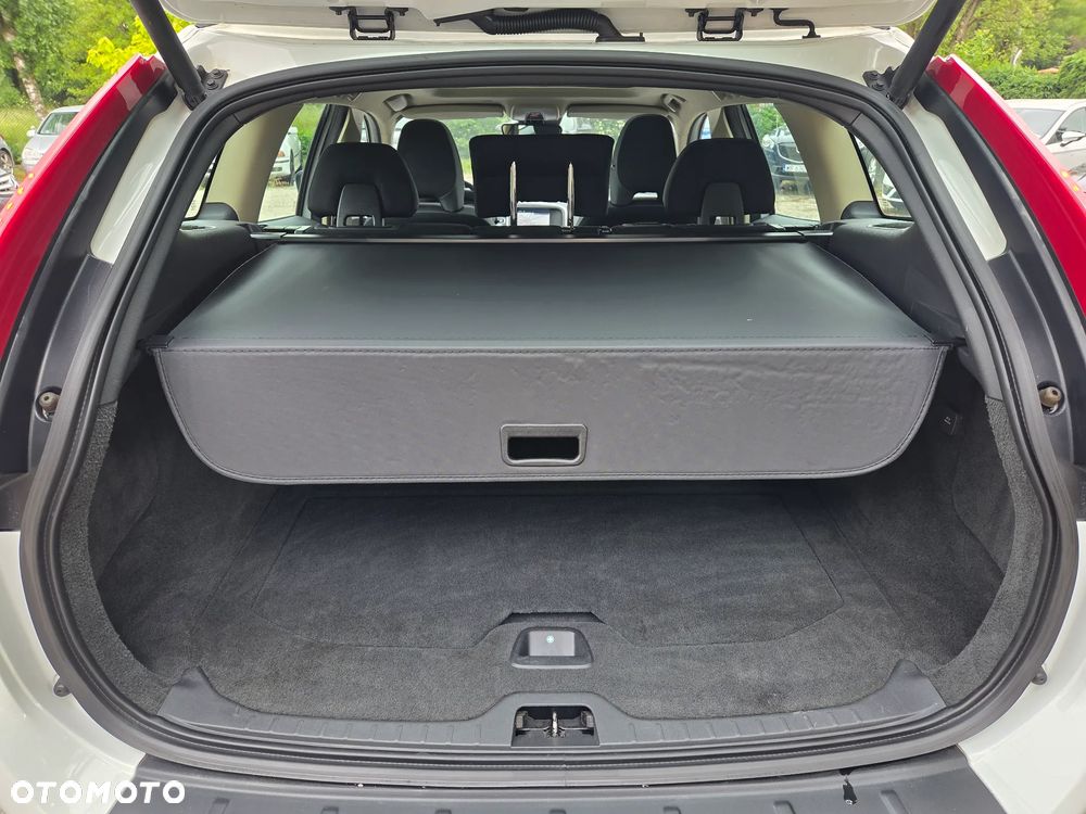 Volvo XC 60 D3 Momentum - 25