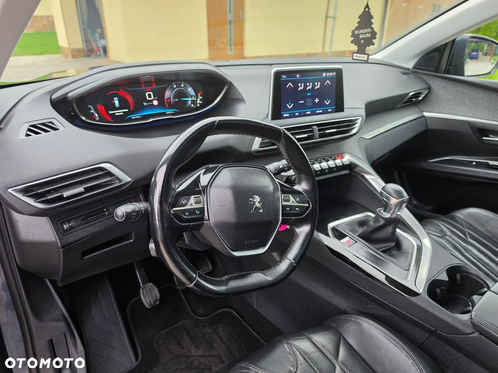 Peugeot 5008 2.0 HDi Family 7os - 32