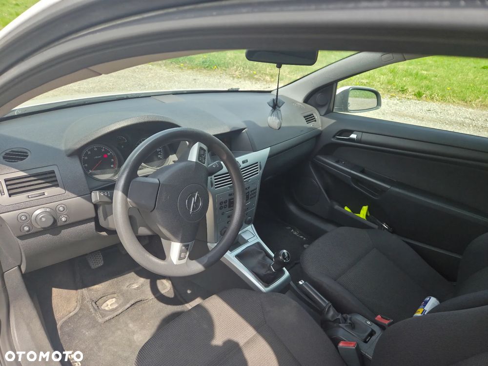 Opel Astra 1.4 111 - 11