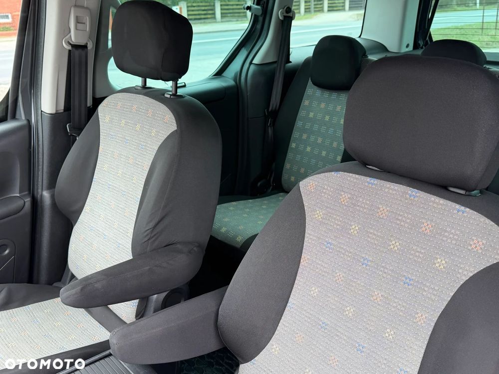 Citroën Berlingo Multispace PureTech 110 SELECTION - 11