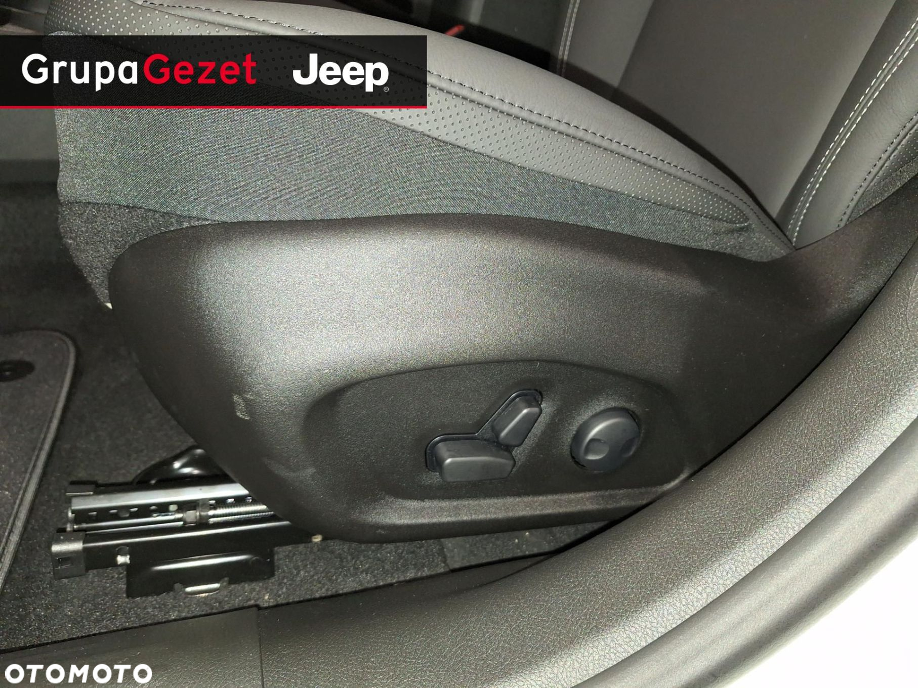 Jeep Renegade - 8