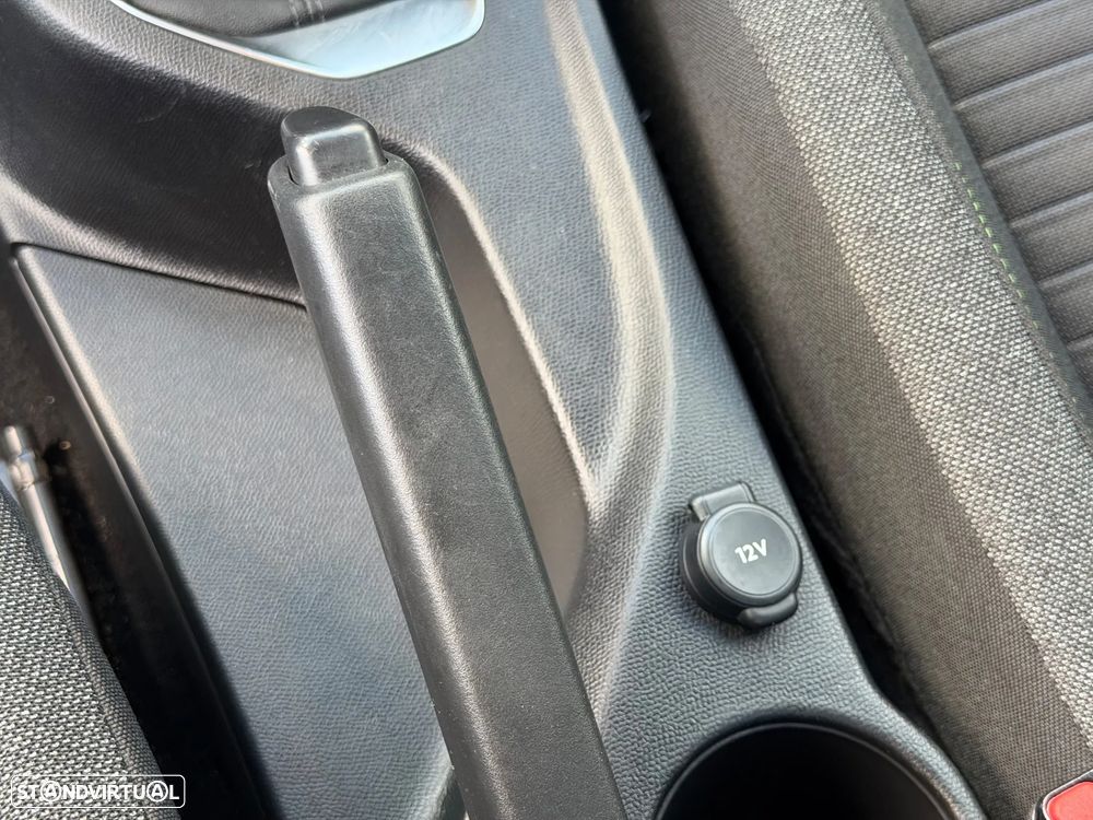 Peugeot 208 1.2 PureTech Active Pack - 16