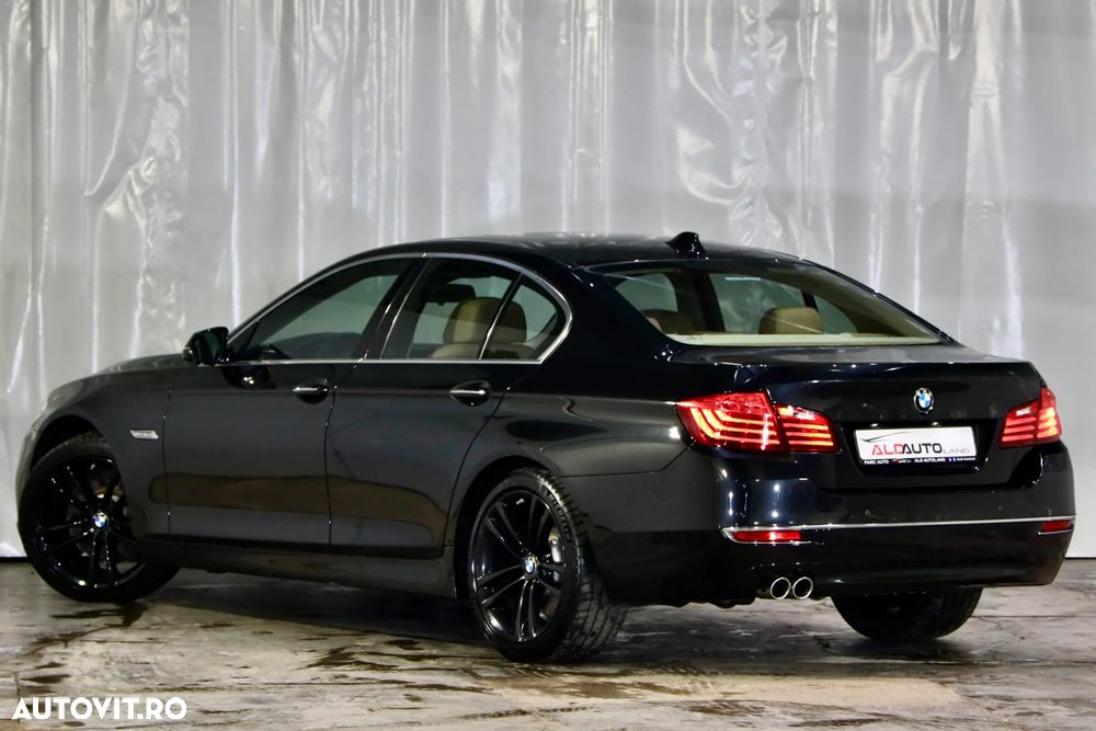 BMW Seria 5 520d Aut. Luxury Line - 4