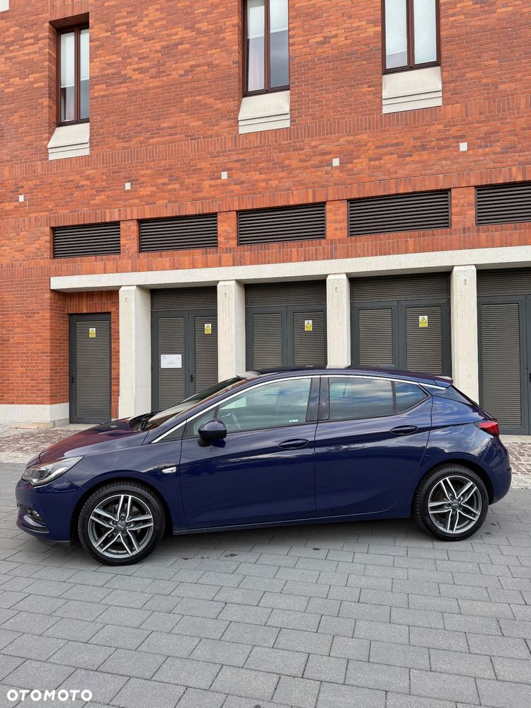 Opel Astra 1.6 T Enjoy S&S - 25