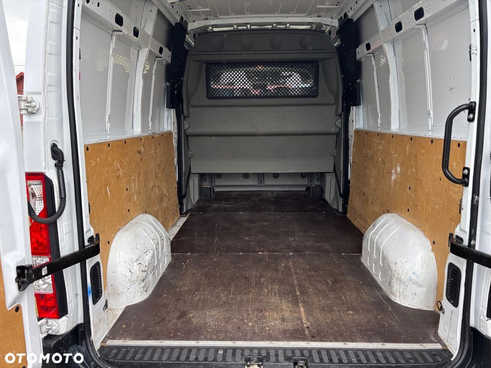Opel Movano - 12