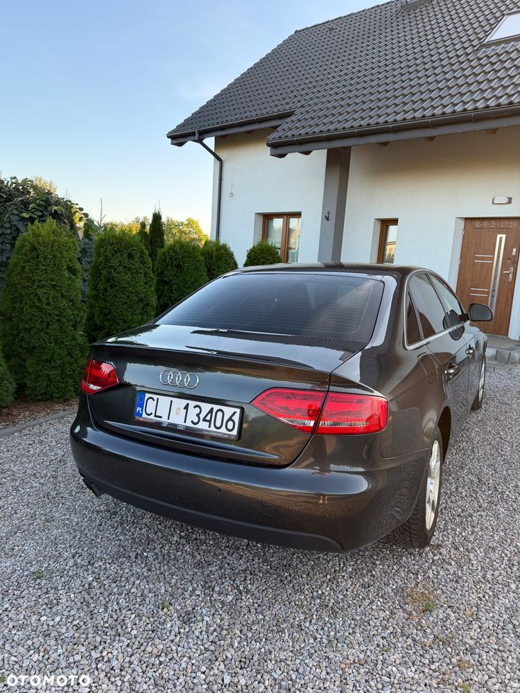 Audi A4 Limousine - 21