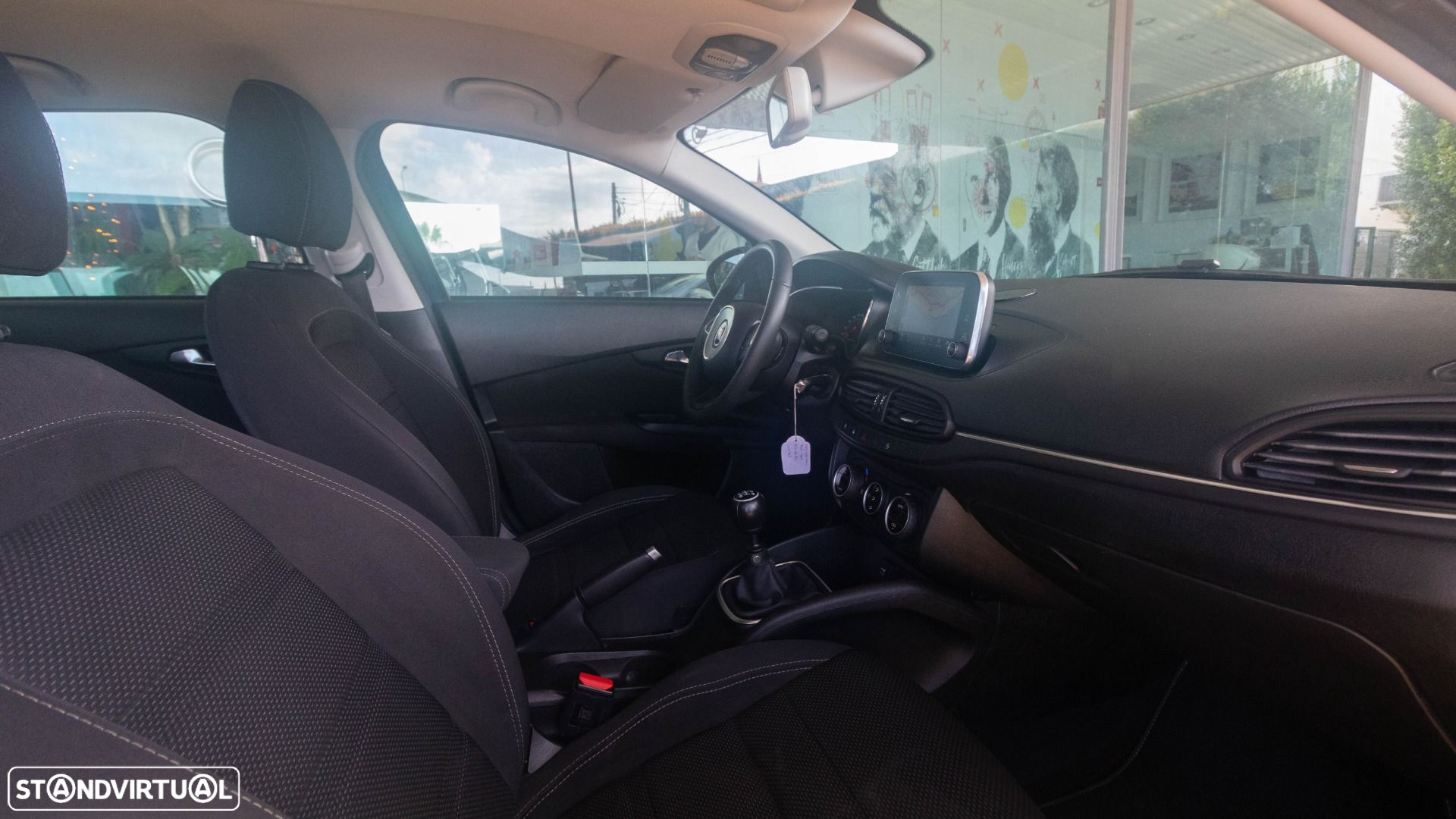 Fiat Tipo Station Wagon 1.3 M-Jet Lounge - 10