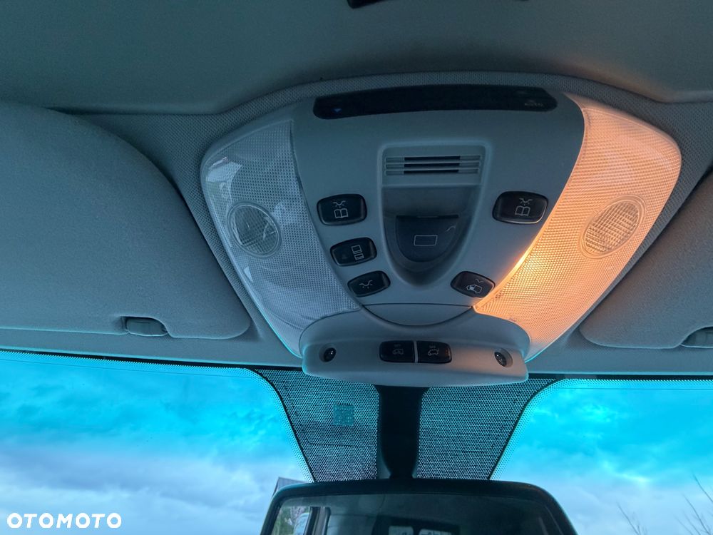 Mercedes-Benz Viano 3.0 CDI DPF lang Automatik Avantgarde - 30