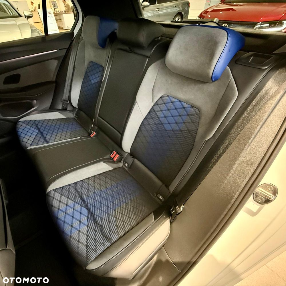 Volkswagen Golf 2.0 TSI 4Motion R DSG - 28