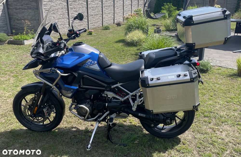 Triumph Tiger - 9