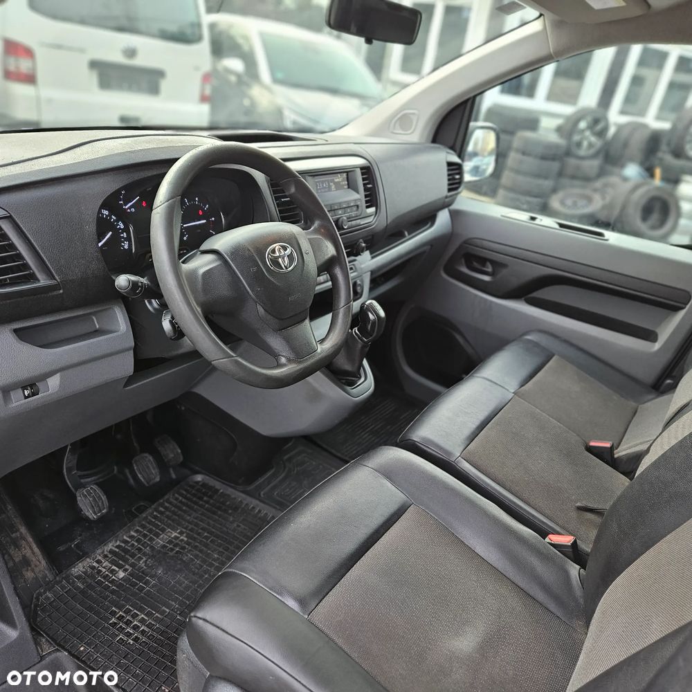 Toyota Proace - 12