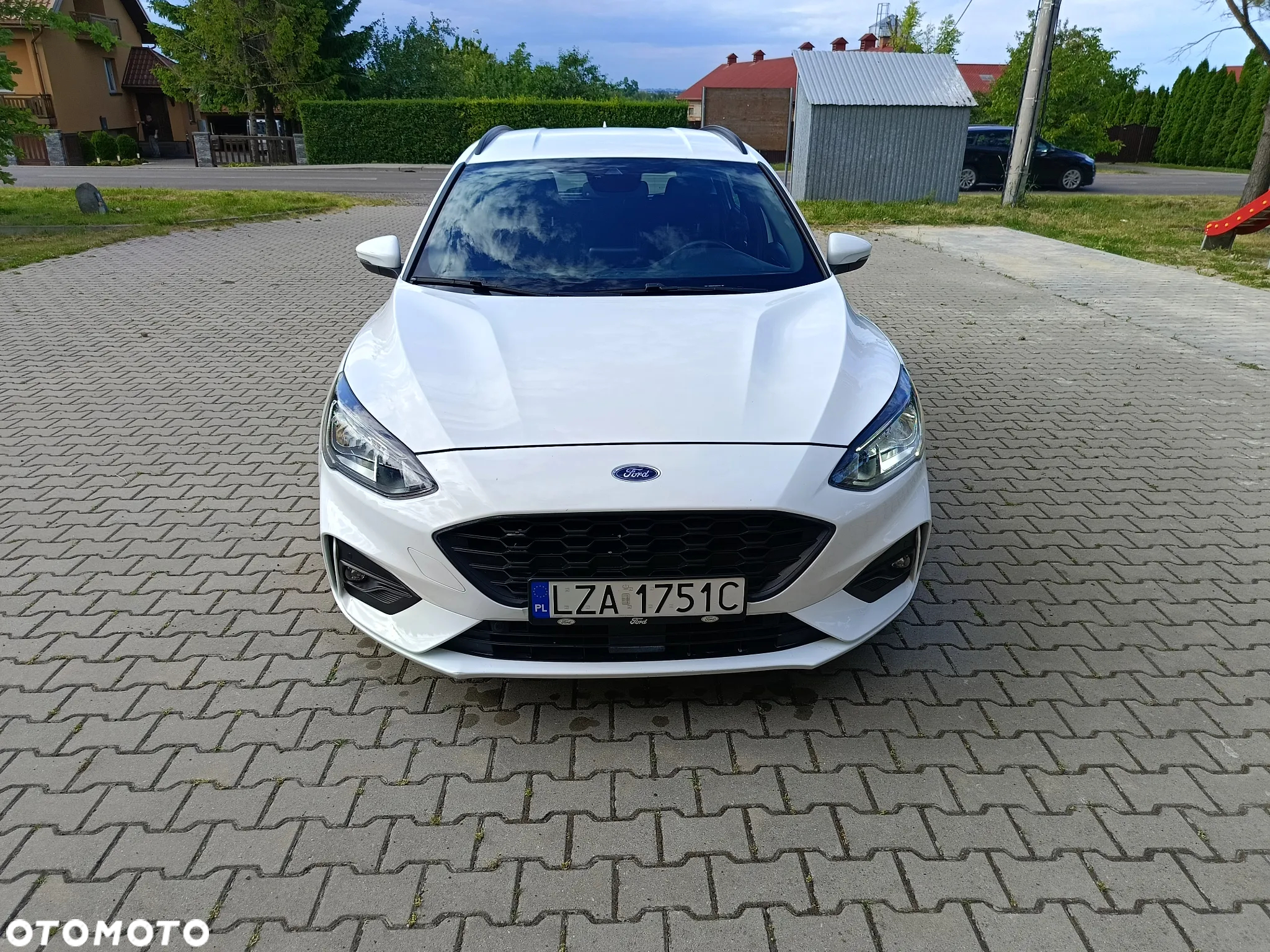Ford Focus Turnier 1.5 EcoBlue Start-Stopp-System ST-LINE DESIGN - 14
