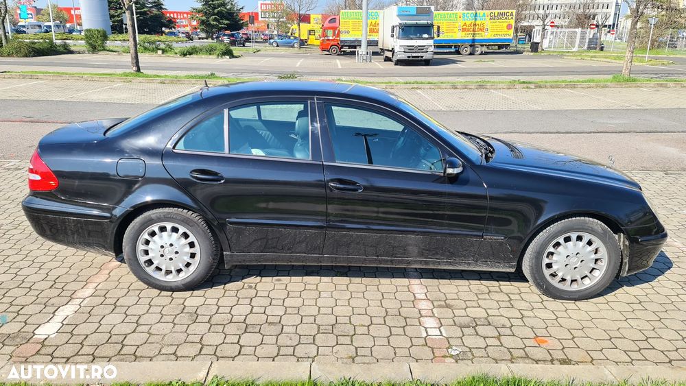 Mercedes-Benz E 200 KOMPRESSOR Elegance - 22