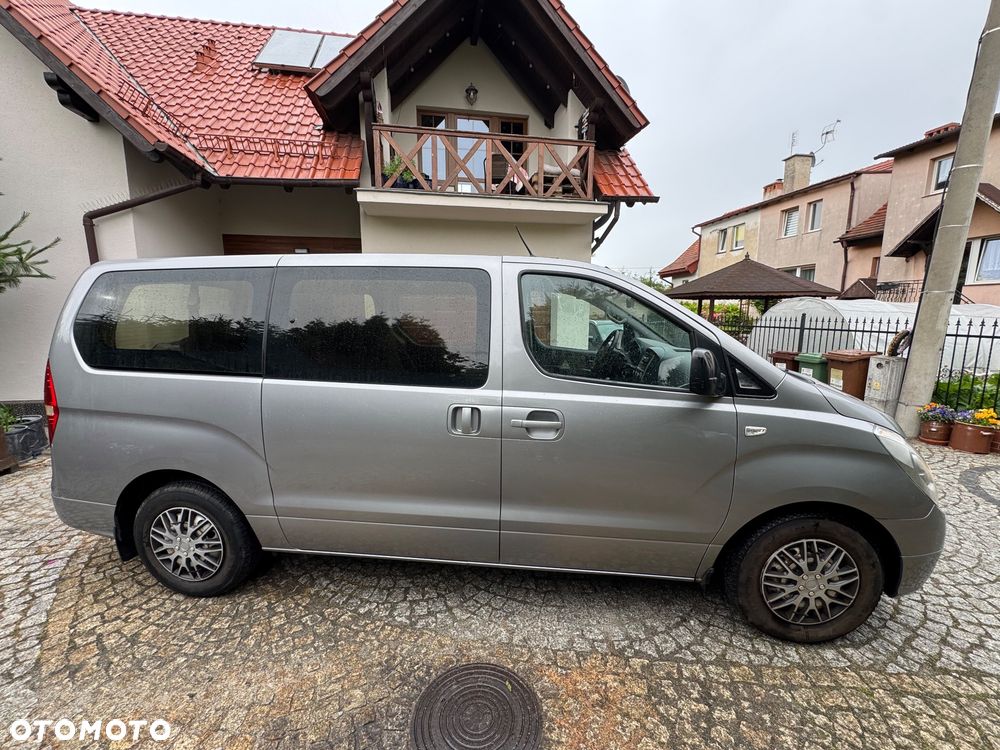 Hyundai H-1 2.5 CRDi Premium - 4