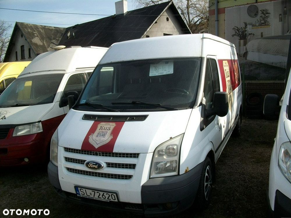Ford Transit - 1