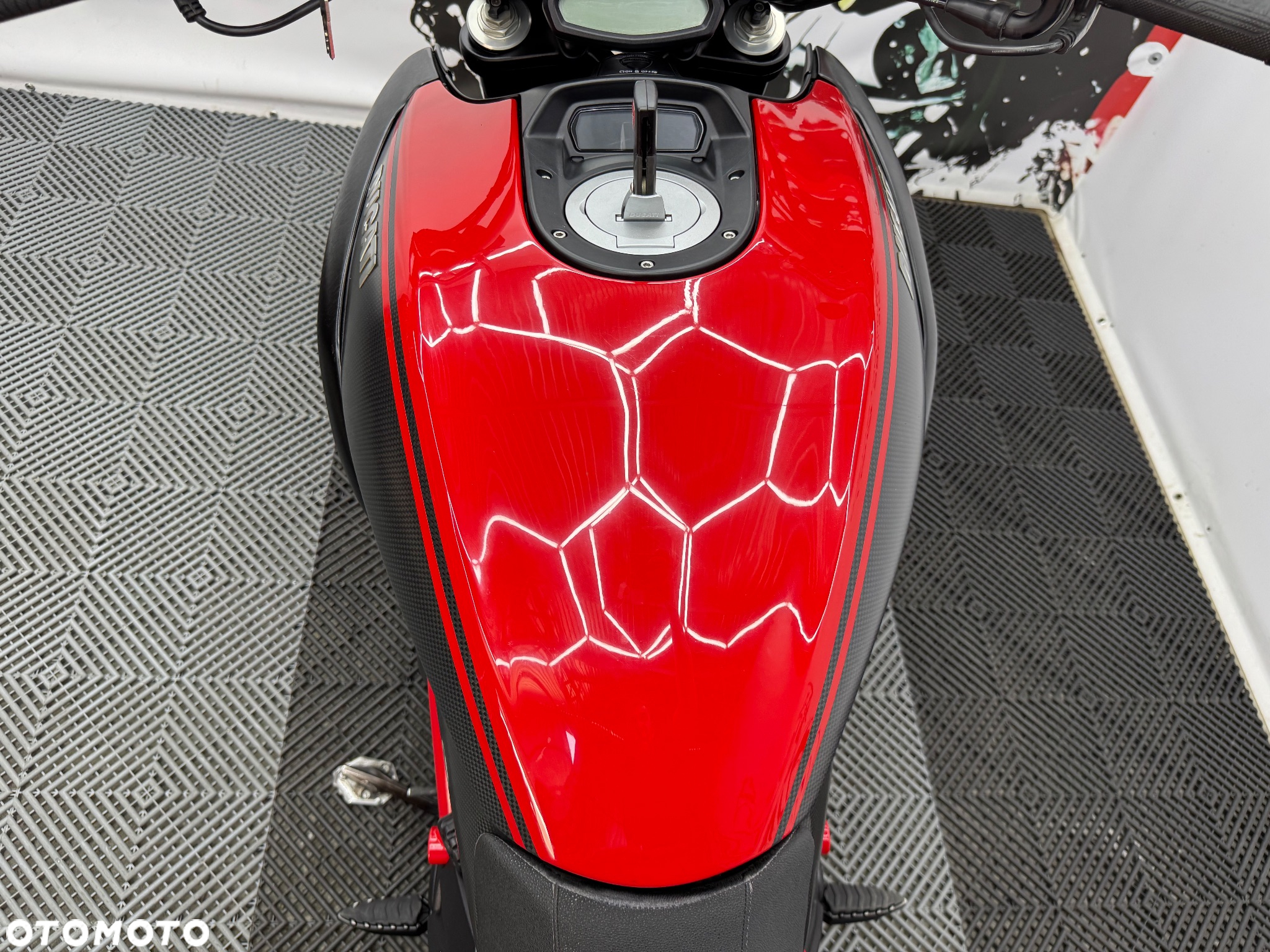 Ducati Diavel - 28