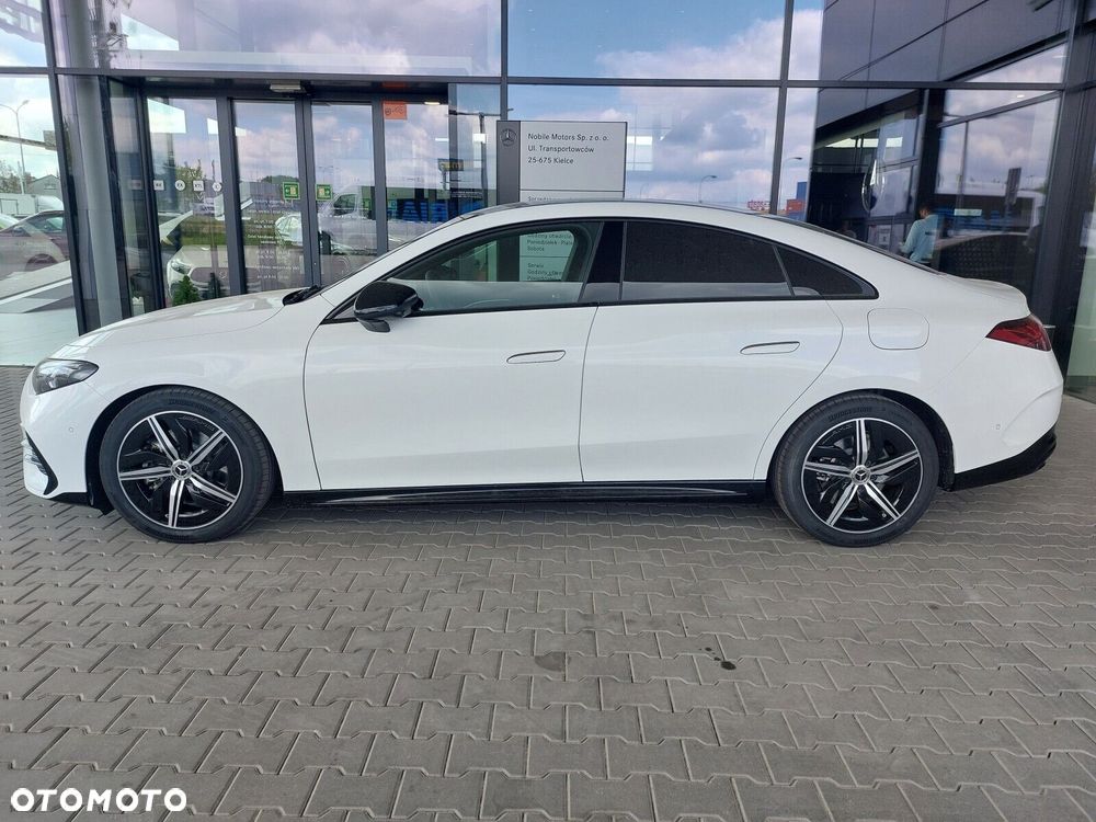 Mercedes-Benz CLA - 4